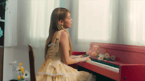 อาการชัด – Kaew Natruja - WHOISMO